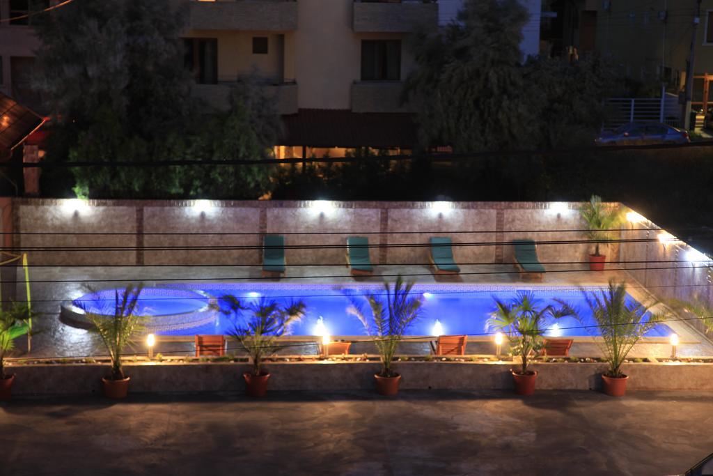 Hotel Cristal Navodari Exterior photo